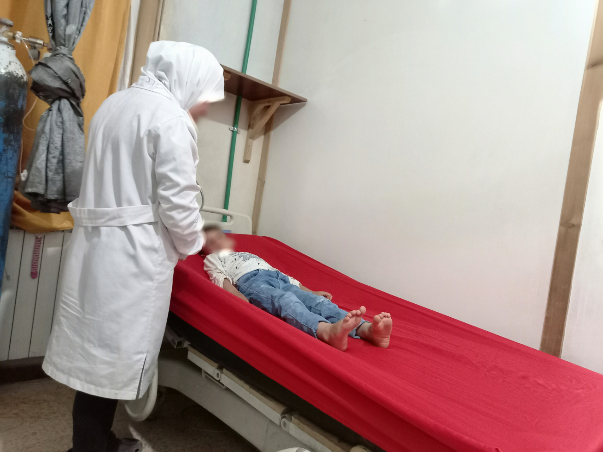 A little kid needs surgery