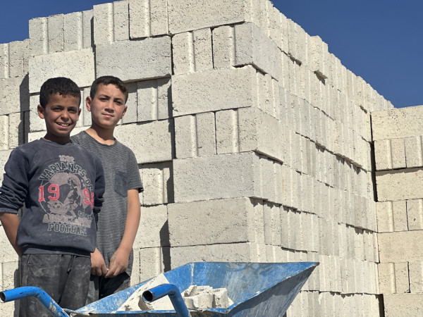 جمال..عمل بلا توقف وحلم مؤجل