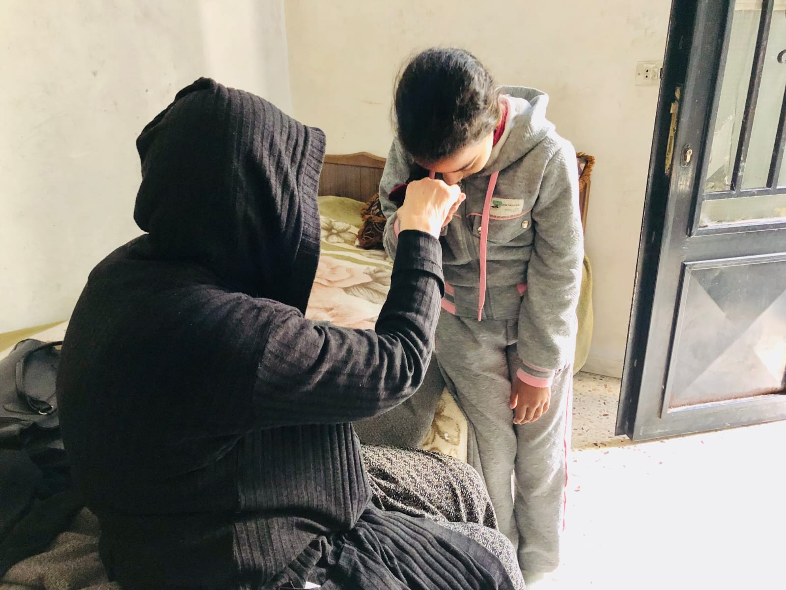 لننتشل الخالة هند من ظروفها المأساوية بدعمنا لها