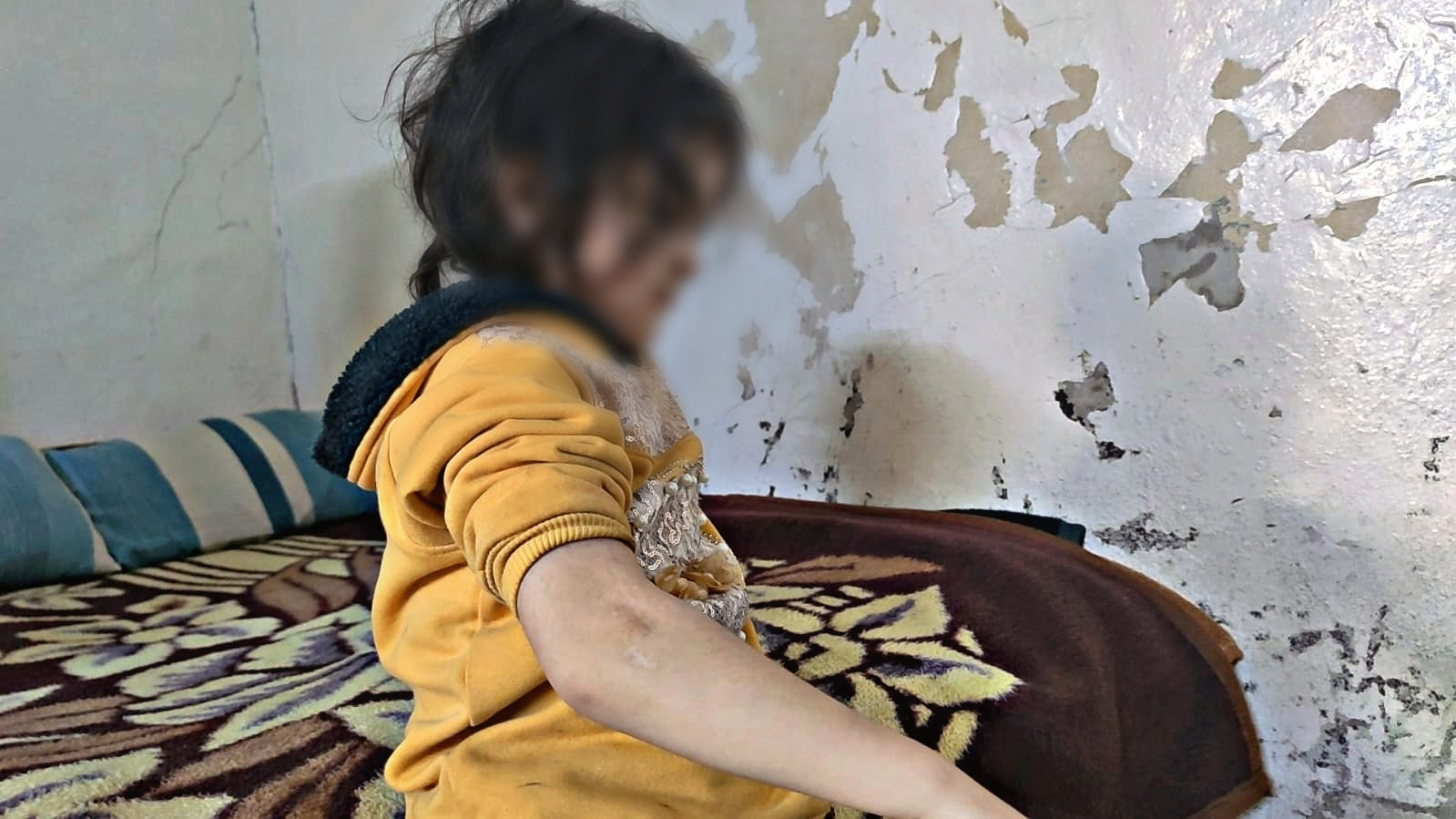 Muhammad and his children are displaced and sick... They need your help with medicine and heating
