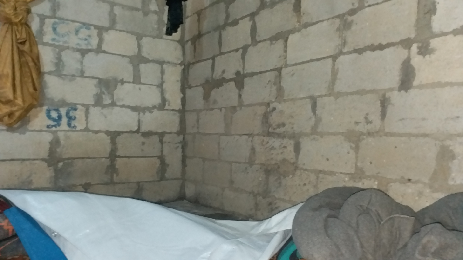 Hiam has no shelter again and needs your urgent help!