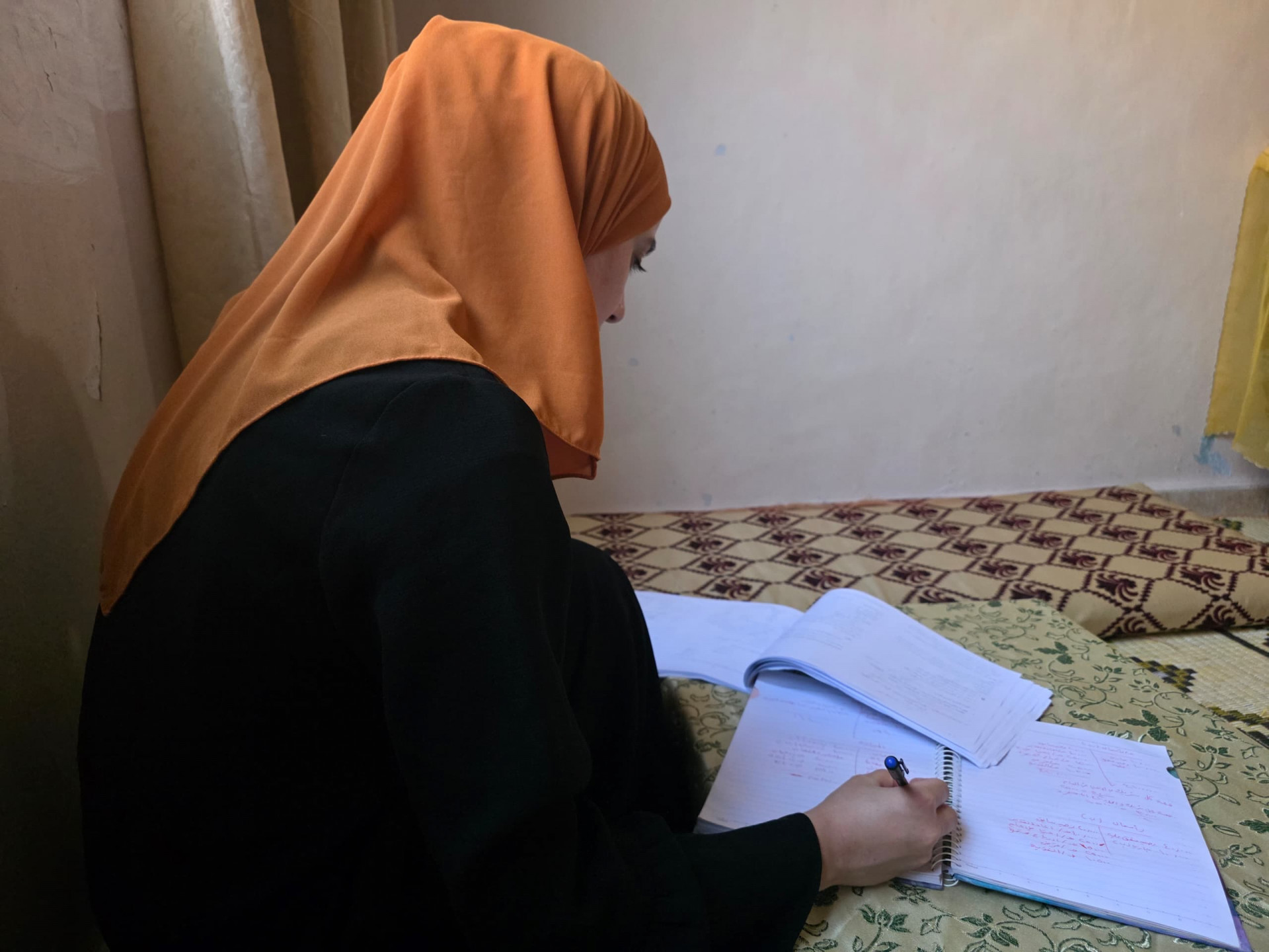 بين المرض والمسؤولية... رؤى تتمسك بمستقبلها