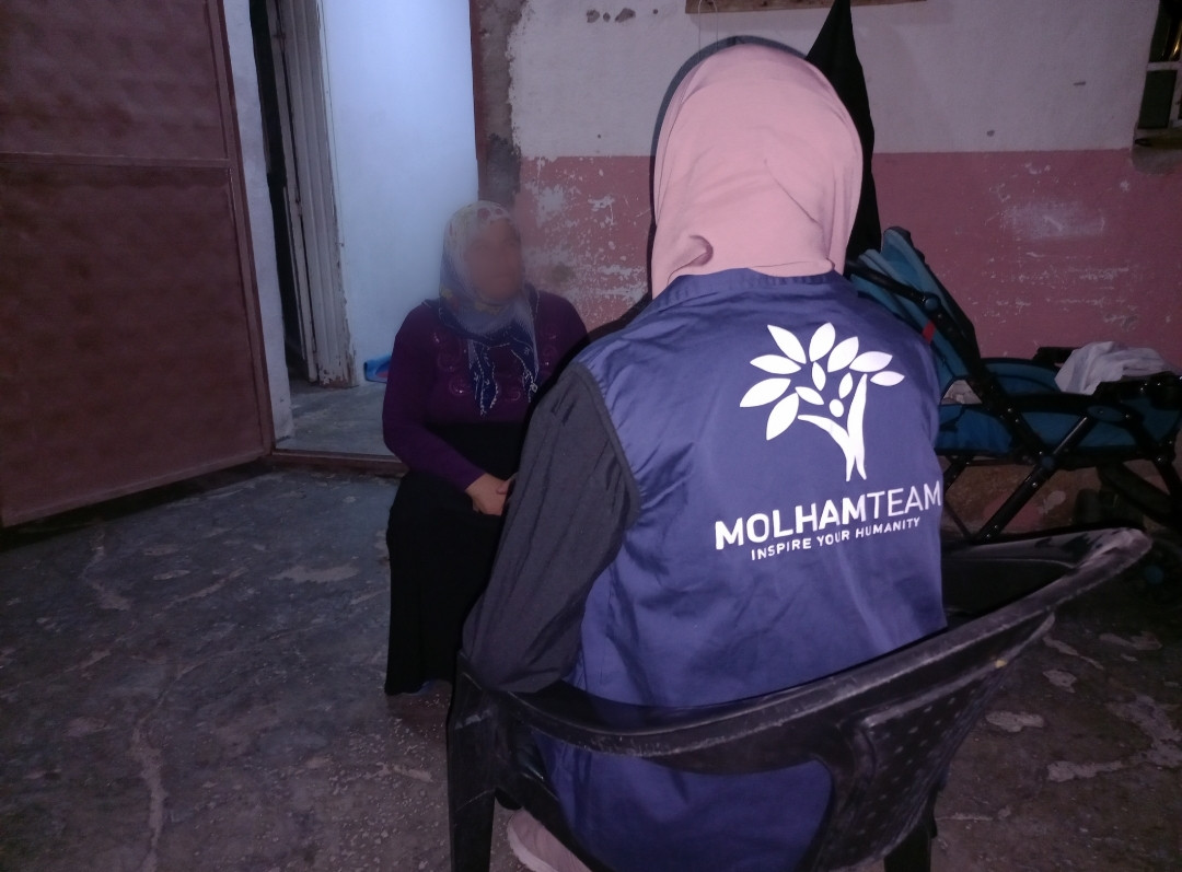 Hamida needs your generous help for her ill son and infant grandchild