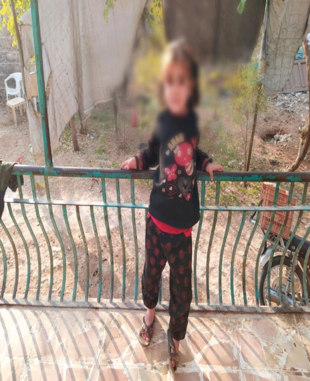 Fatima, an orphan from Idlib's countryside