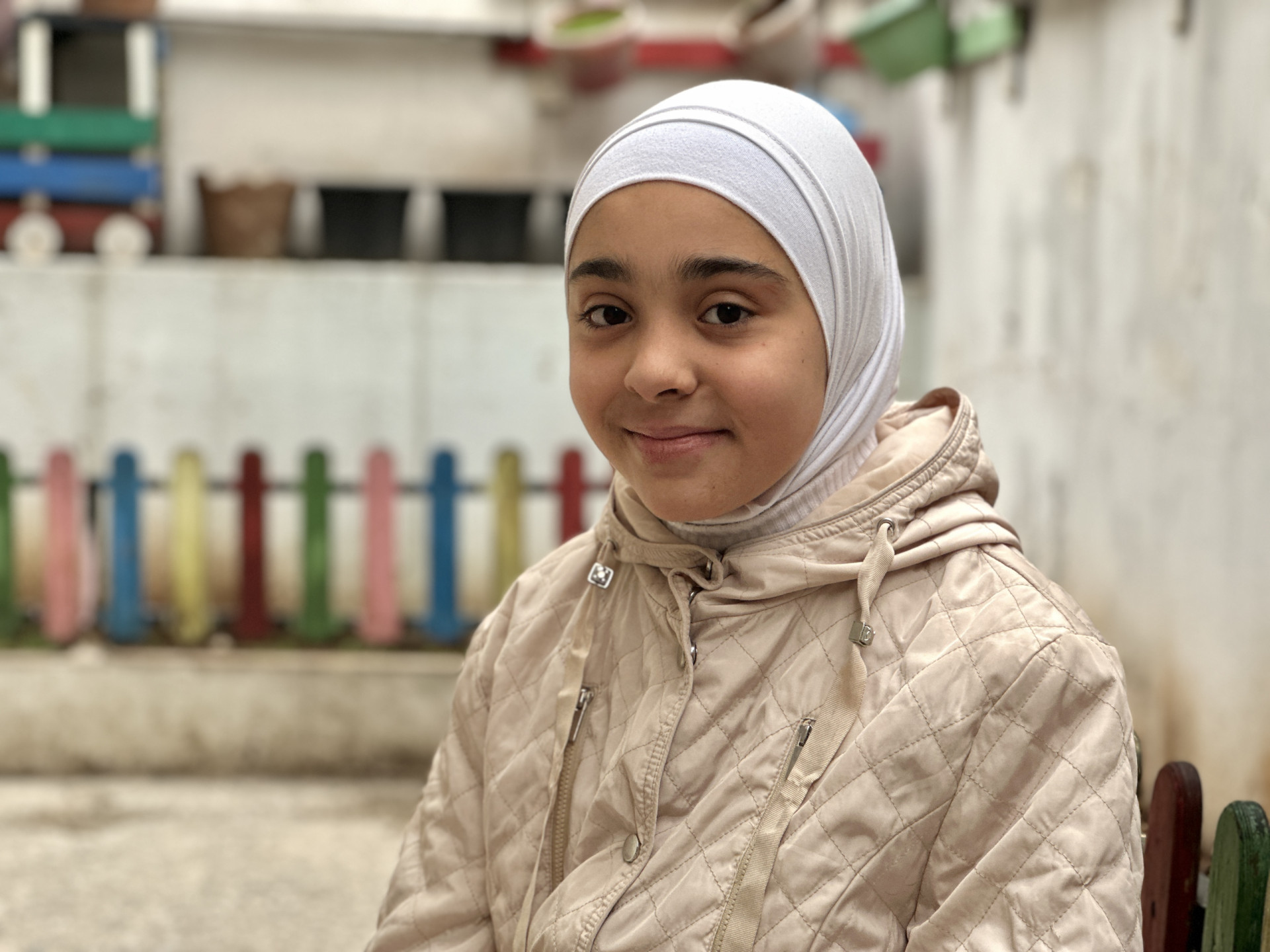 بيسان طفلة يتيمة بحاجة لكفالة تعليمية