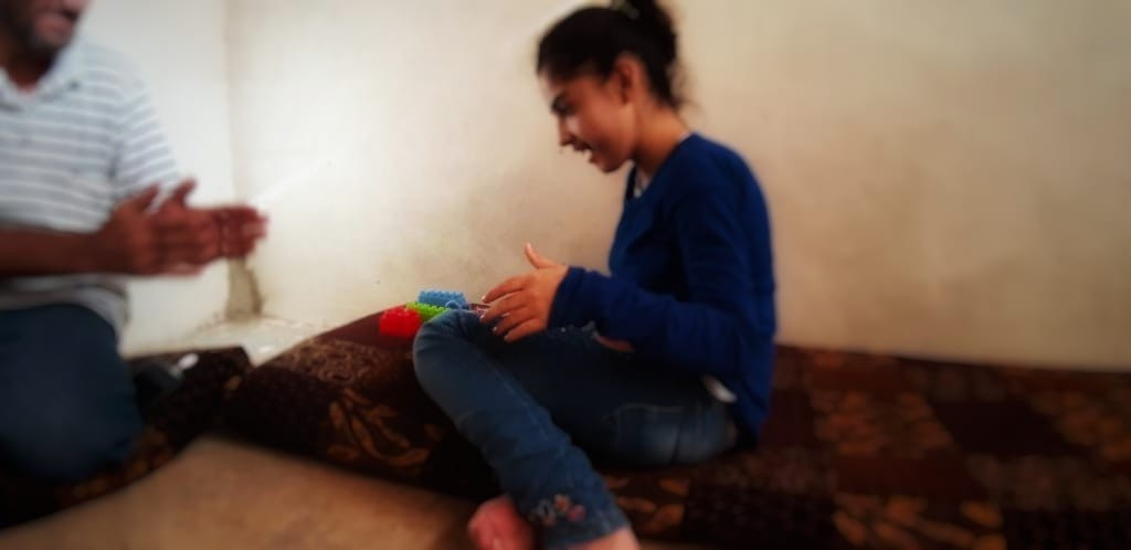 a girl with seizures, her family has nothing to pay for treatment
