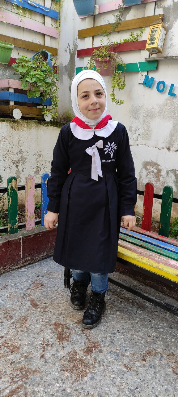 Wafaa, an orphan girl, is in need of educational sponsorship.