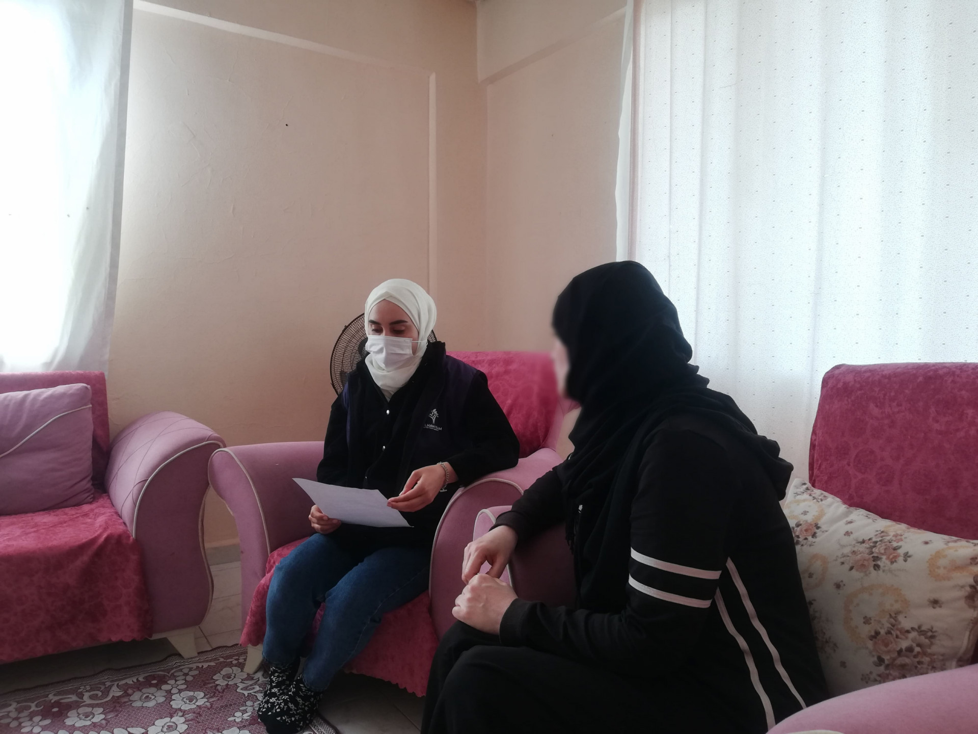 Alaa is a divorced woman and has no income, she needs your support to start a small project