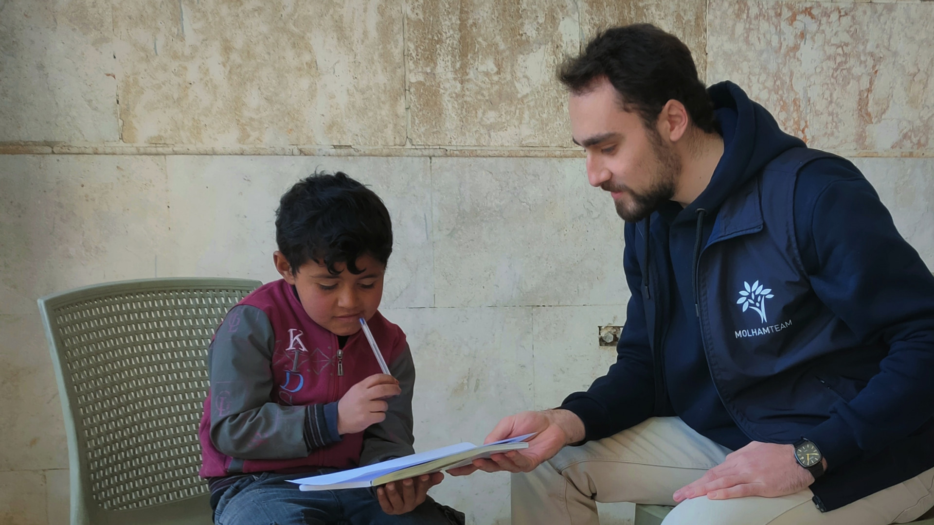 دواءٌ يحمي طفولته