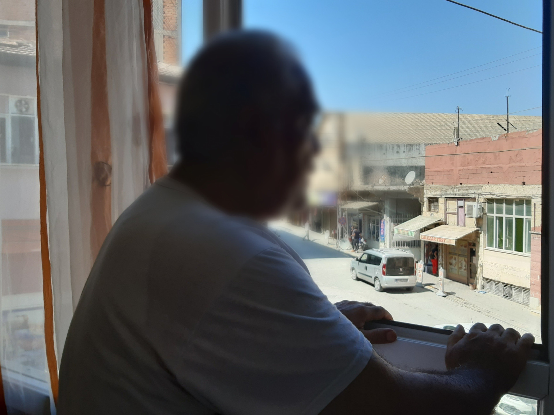 مريض بحاجة لأبر علاج إرتفاع ضغط العين