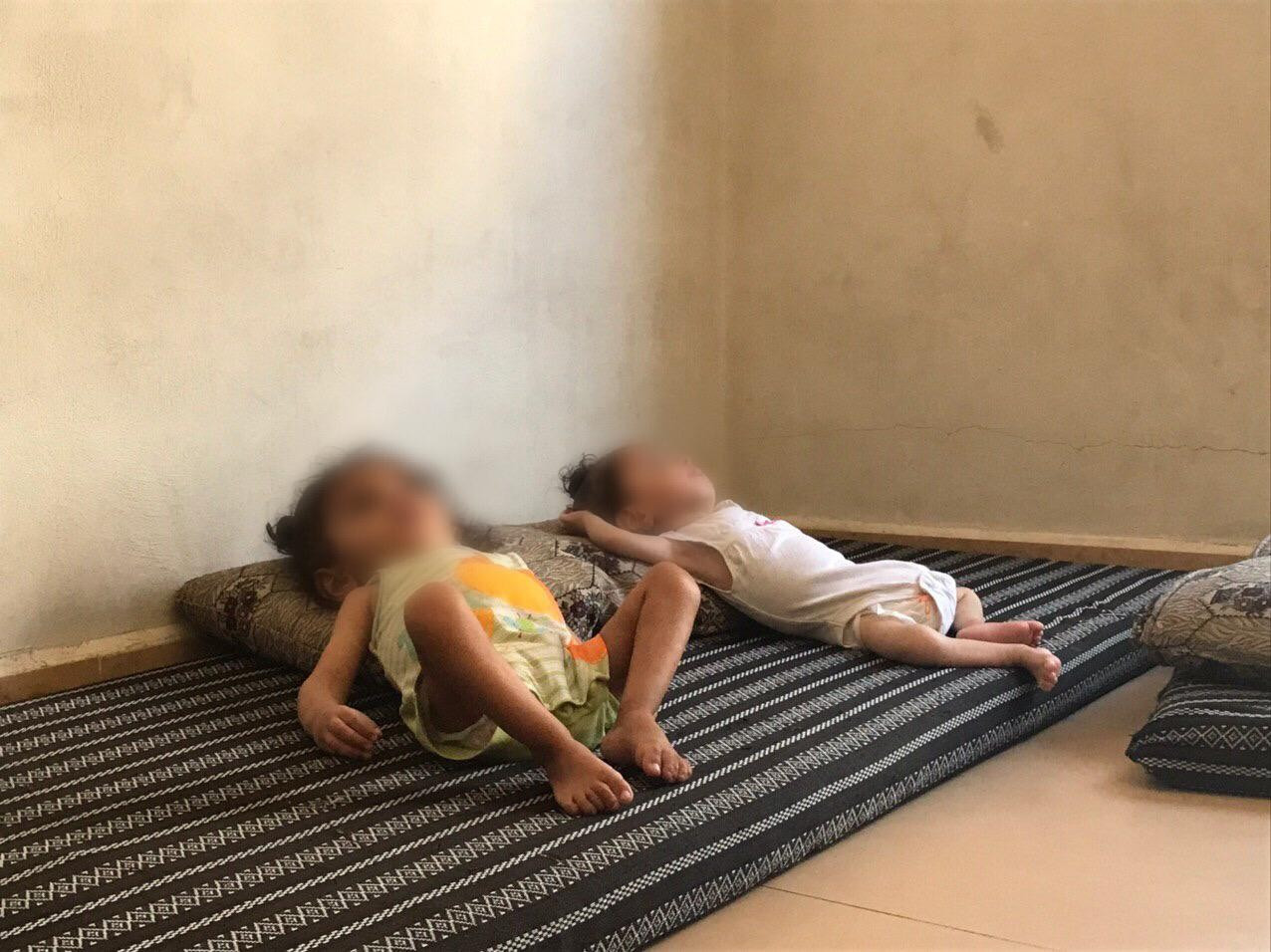 سامية أم لطفلان مريضان وحامل تعاني من فيروس يعرض حياتها وحياة جنينها للخطر