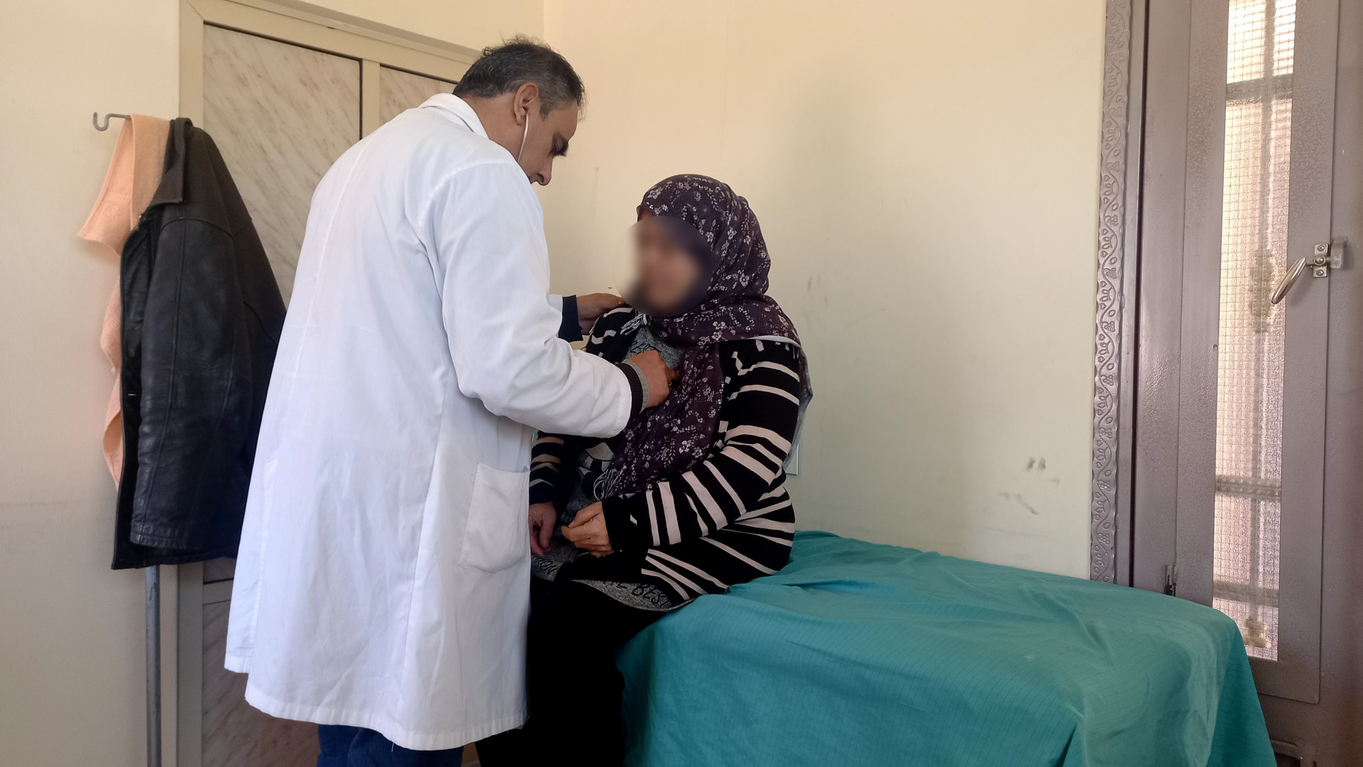 From the severity of the pain, she is no longer able to secure her family's needs. Let us help her