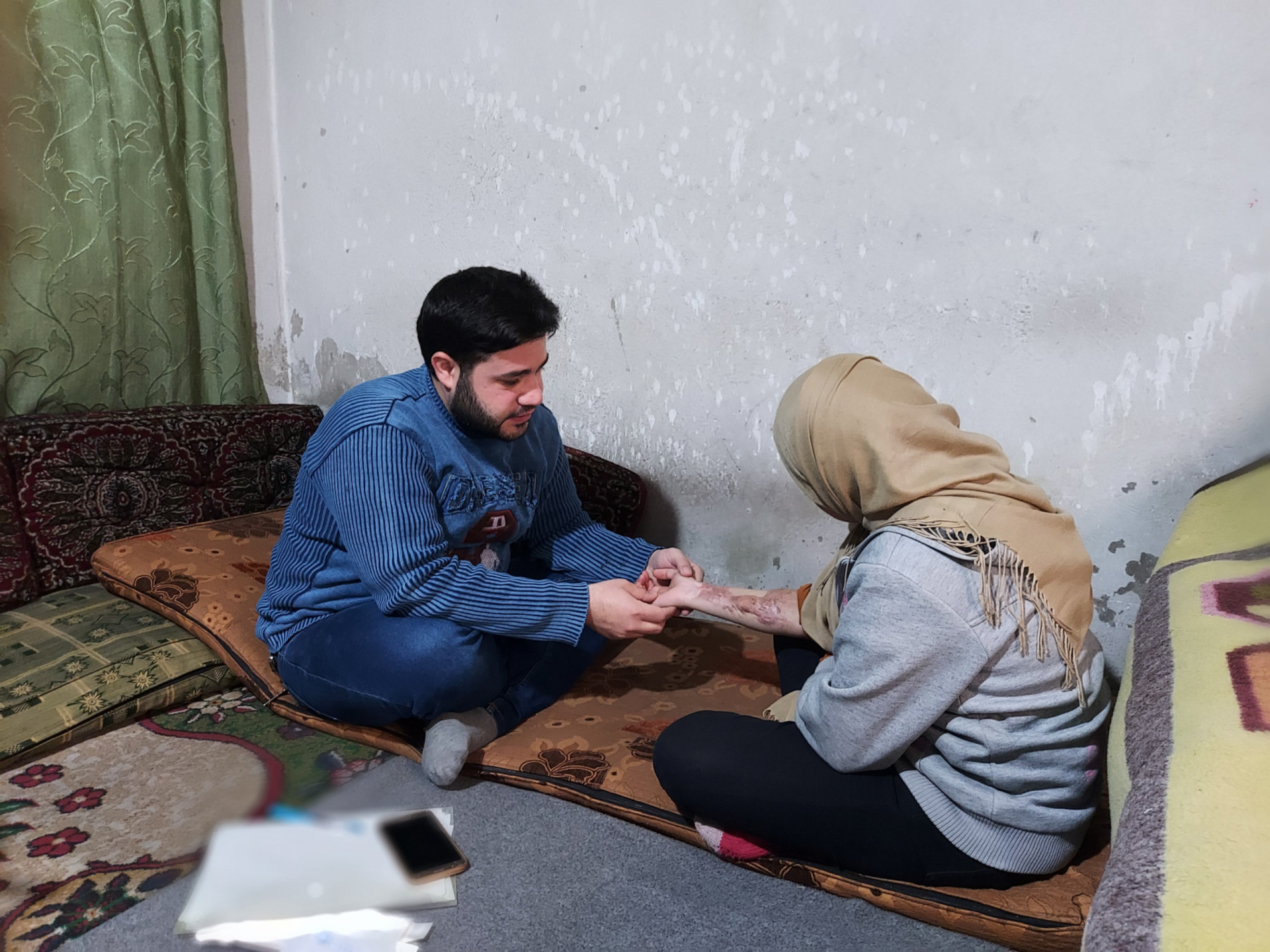 A girl with third degree burns, Maram needs your help