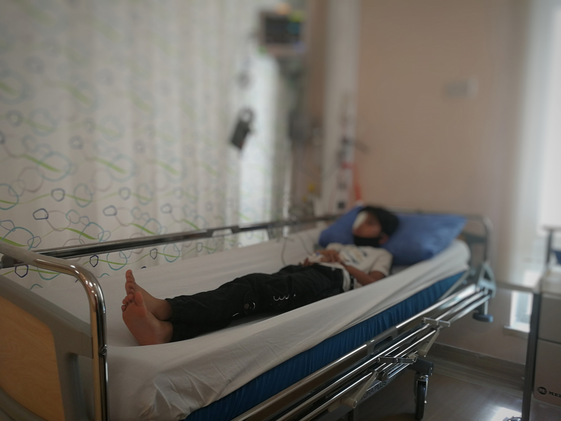 Abdulmalik had an eye injury, he needs urgent surgery