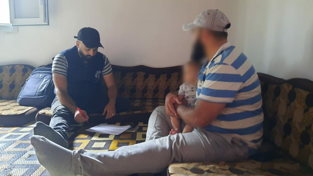 He suffered fractures in 3 joints, which made him unable to work and secure the livelihood of his family!