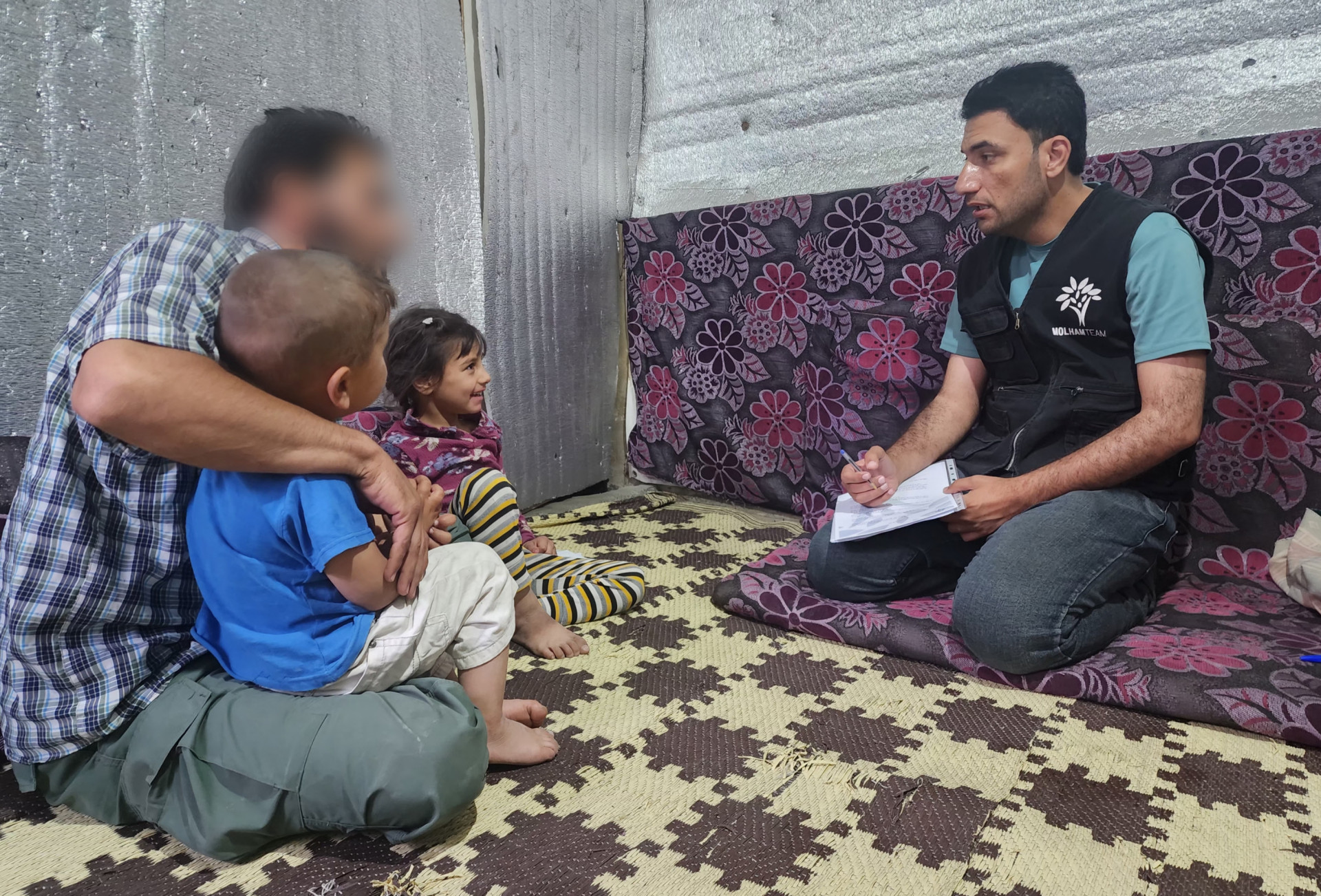 There is no life left after I was unable to work. I only want to provide a life of dignity for my children!