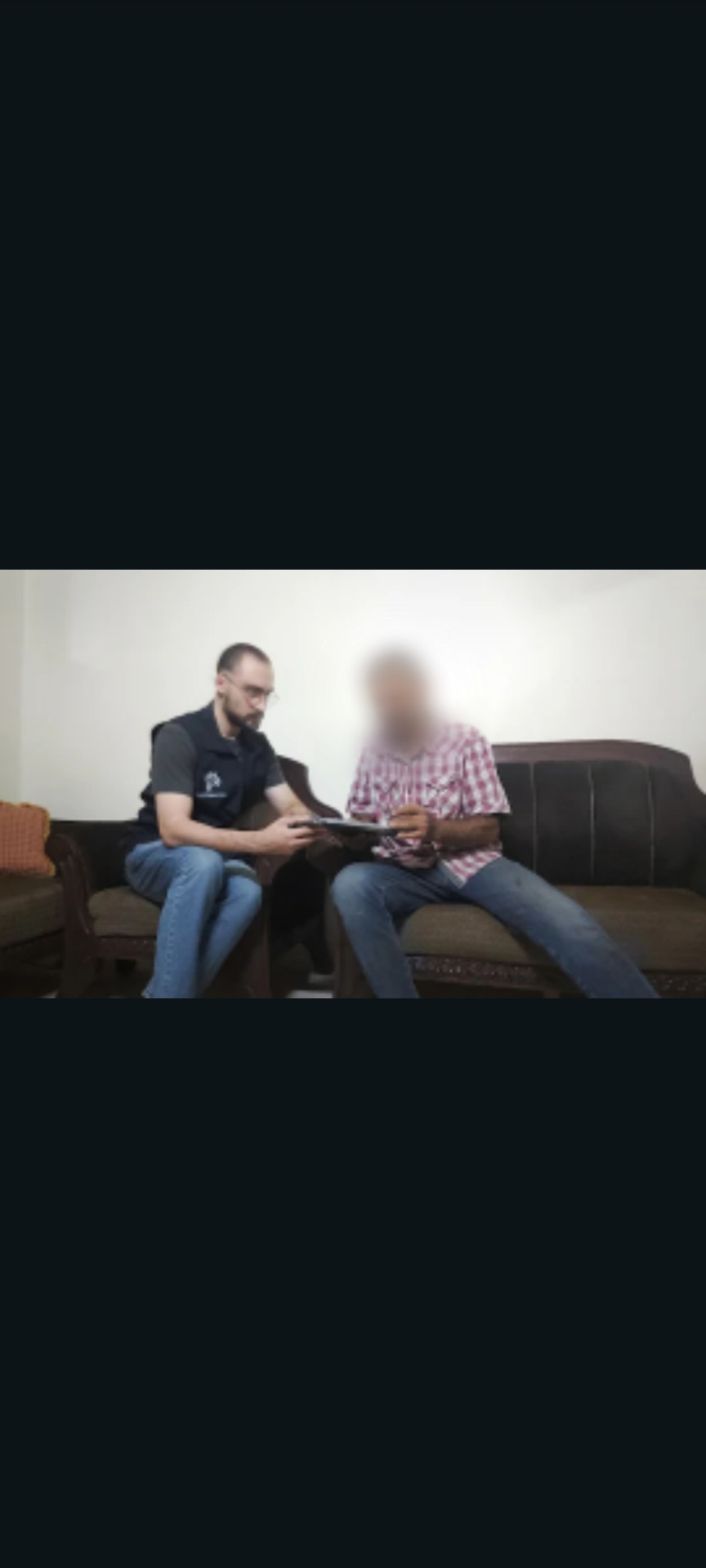 رغم آلامه مازال يعمل لأجل أسرته