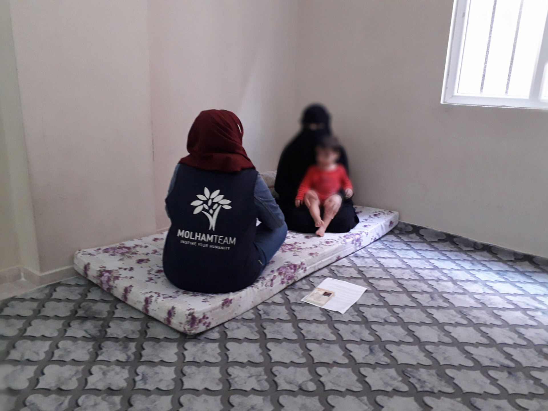 Ghalia lives with her four children without a breadwinner!