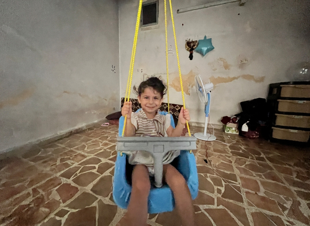 أسرة ضحى تحاول الوقوف من جديد