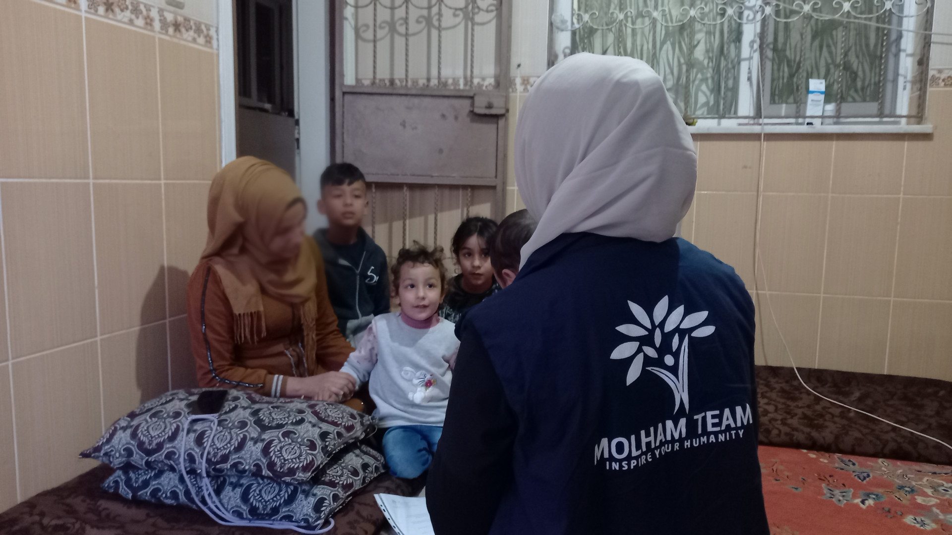Zaynab needs your generous help for her family