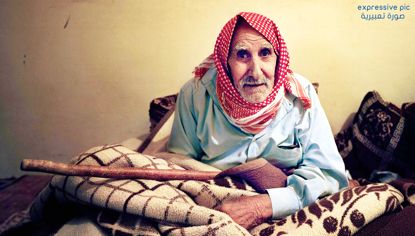 An Elderly Man Needs a Temporary drain in Leg