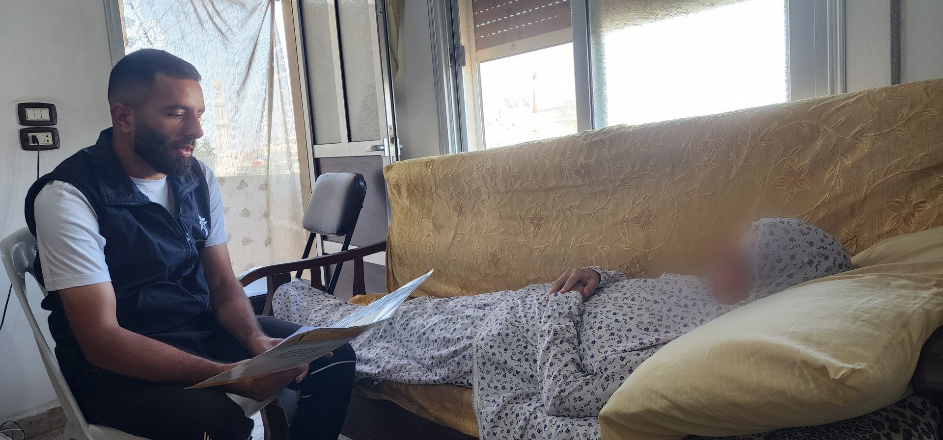 أمٌ تحاربُ سرطاناً شرساً