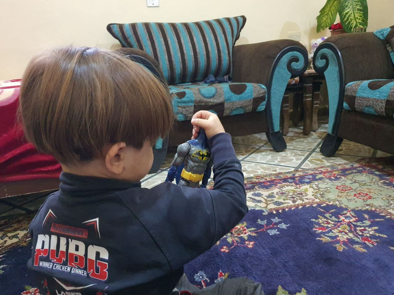 عبد الله طفل يتيم من مدينة حلب