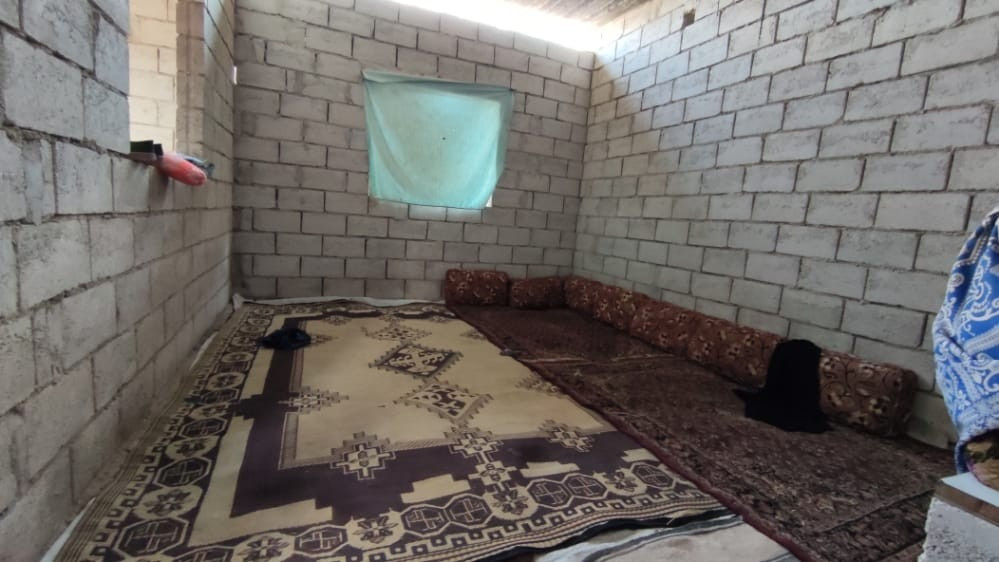 A mother, four widows and 20 children need a help!