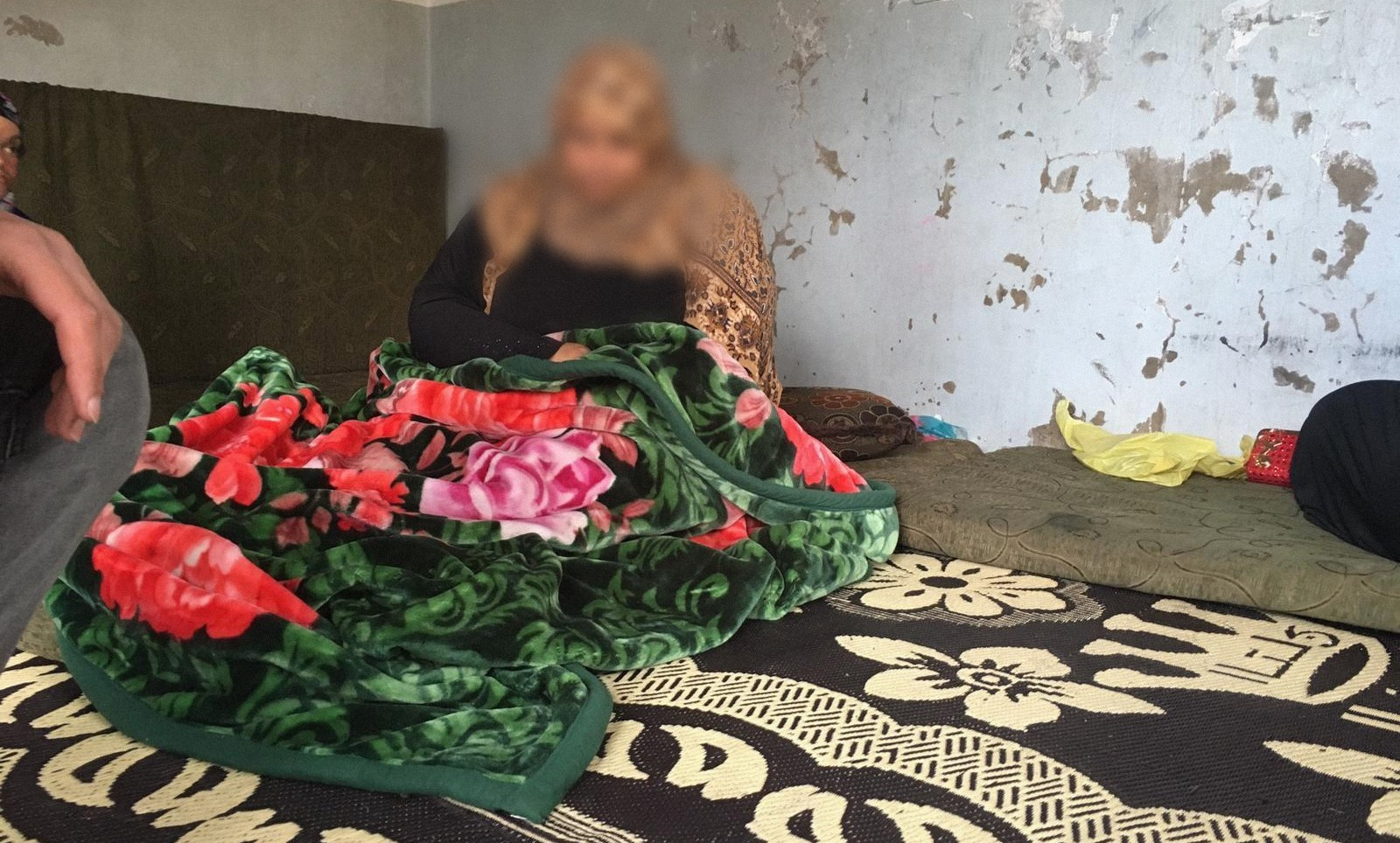Hanan with severe intolerable pains
