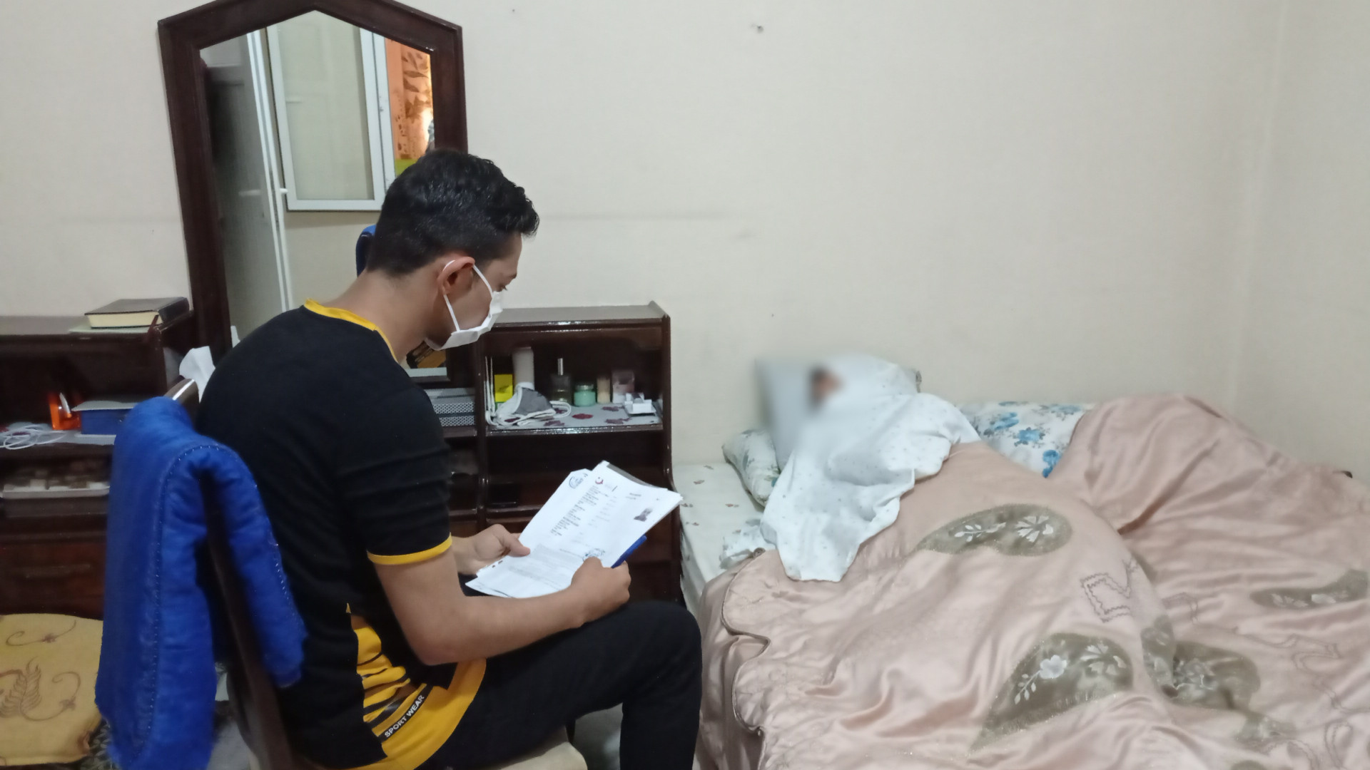 Ola, a cancer patient who needs your support to afford living and transportation expenses.