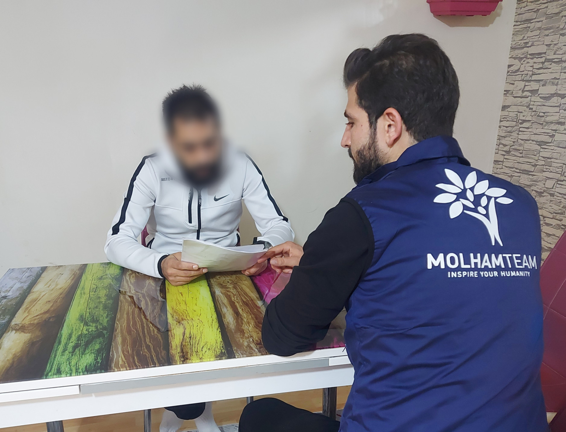 Mahmoud desperately needs your help to secure the rent of the house