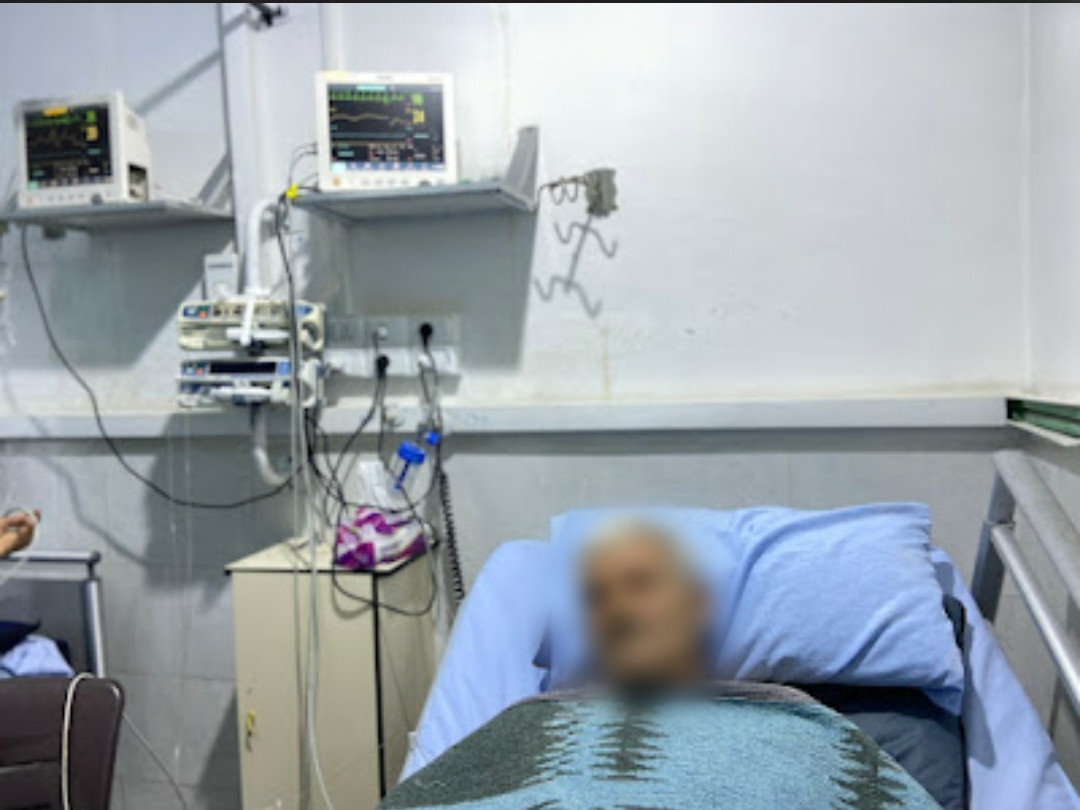 He went to the hospital for chest spasm treatment, but it turned into an urgent operation!