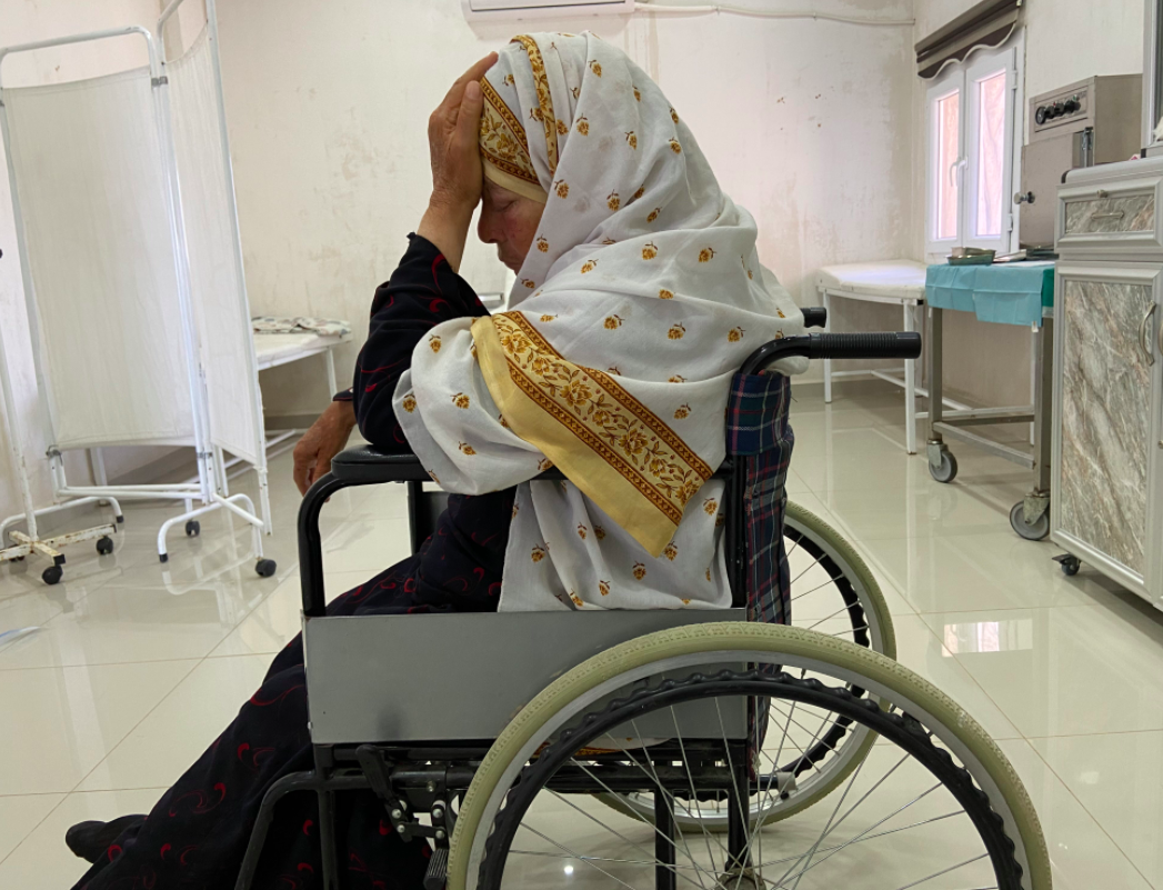 A sick woman needs urgent surgery