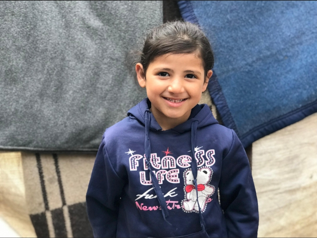 طفلتنا سنان يتيمة من غزة.