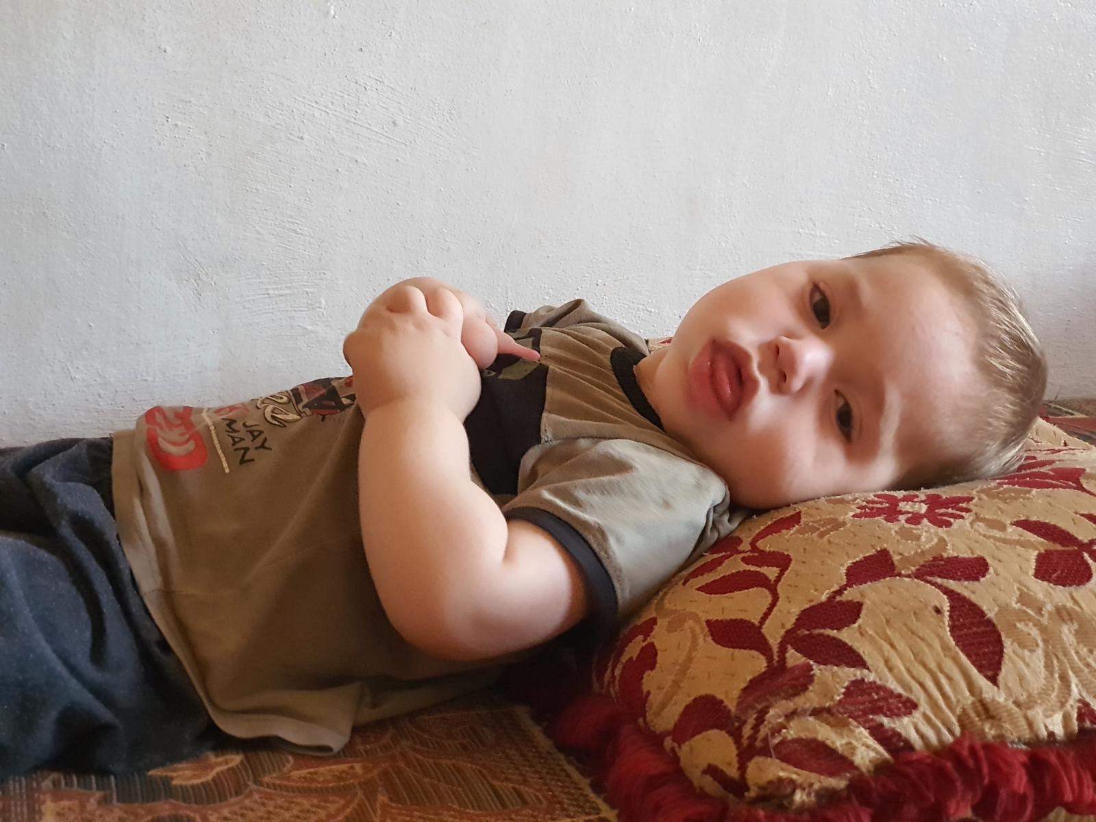 Donate to child Omar before he loses his chance to survive!