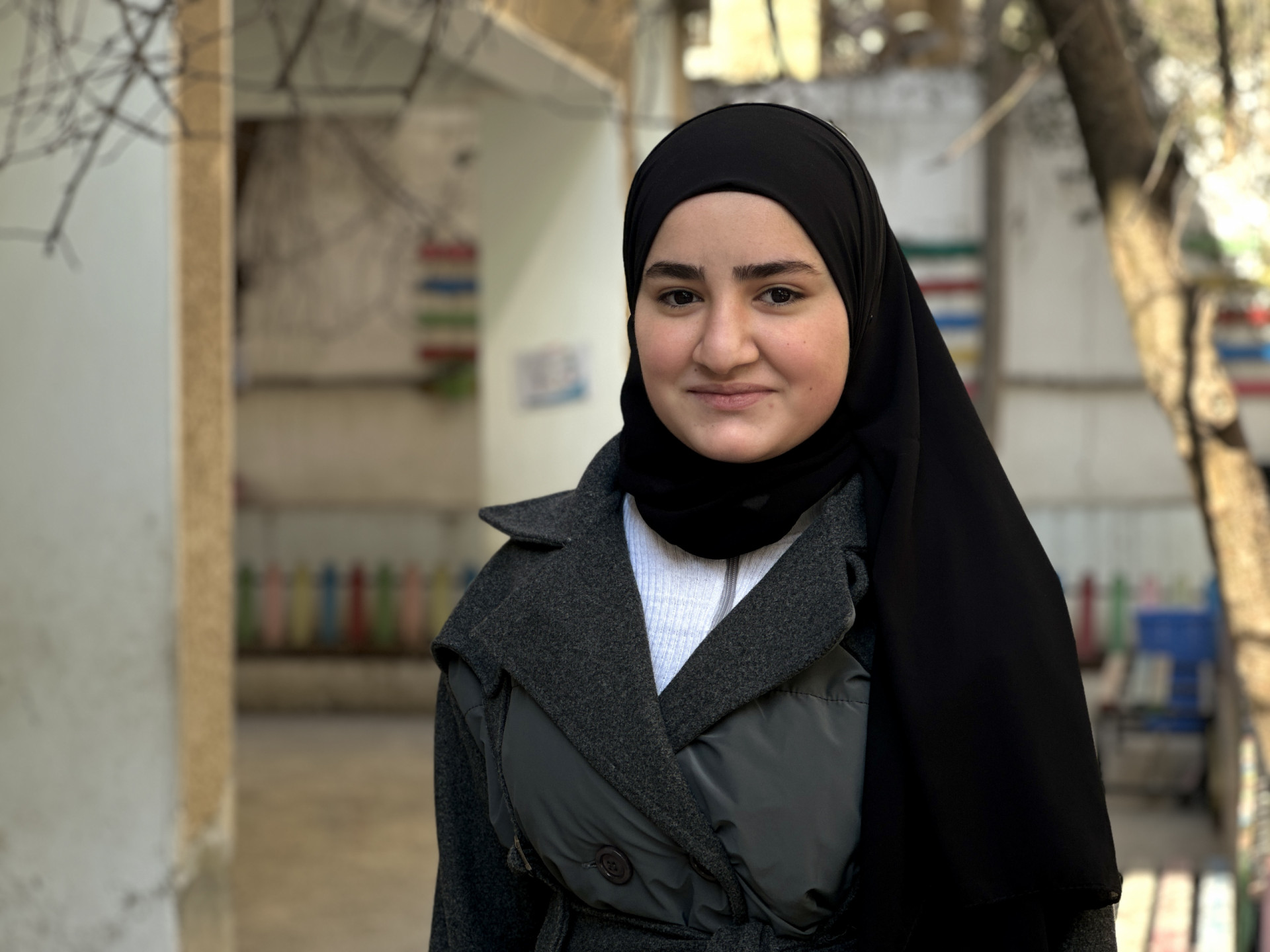 لين فتاة يتيمة بحاجة لكفالة تعليمية