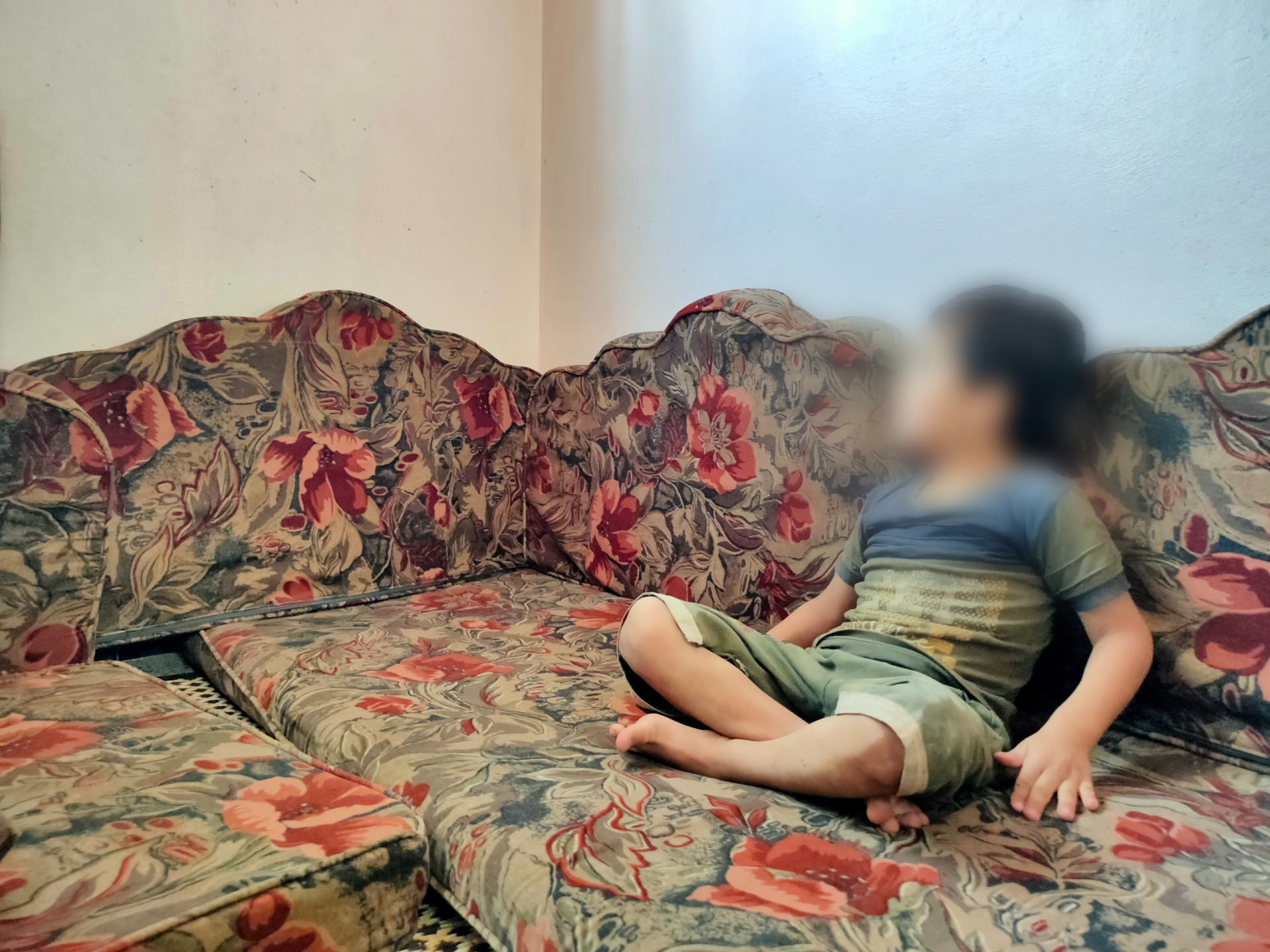 A poor family suffers in Idleb ... Their breadwinner is patient at the hospital.