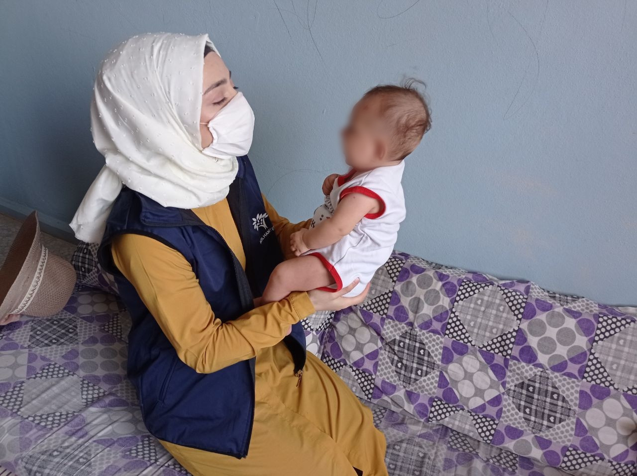 Zainab, a little girl who needs surgery