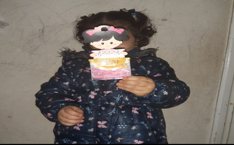 Fatima, eine Halbwaise aus Aleppo