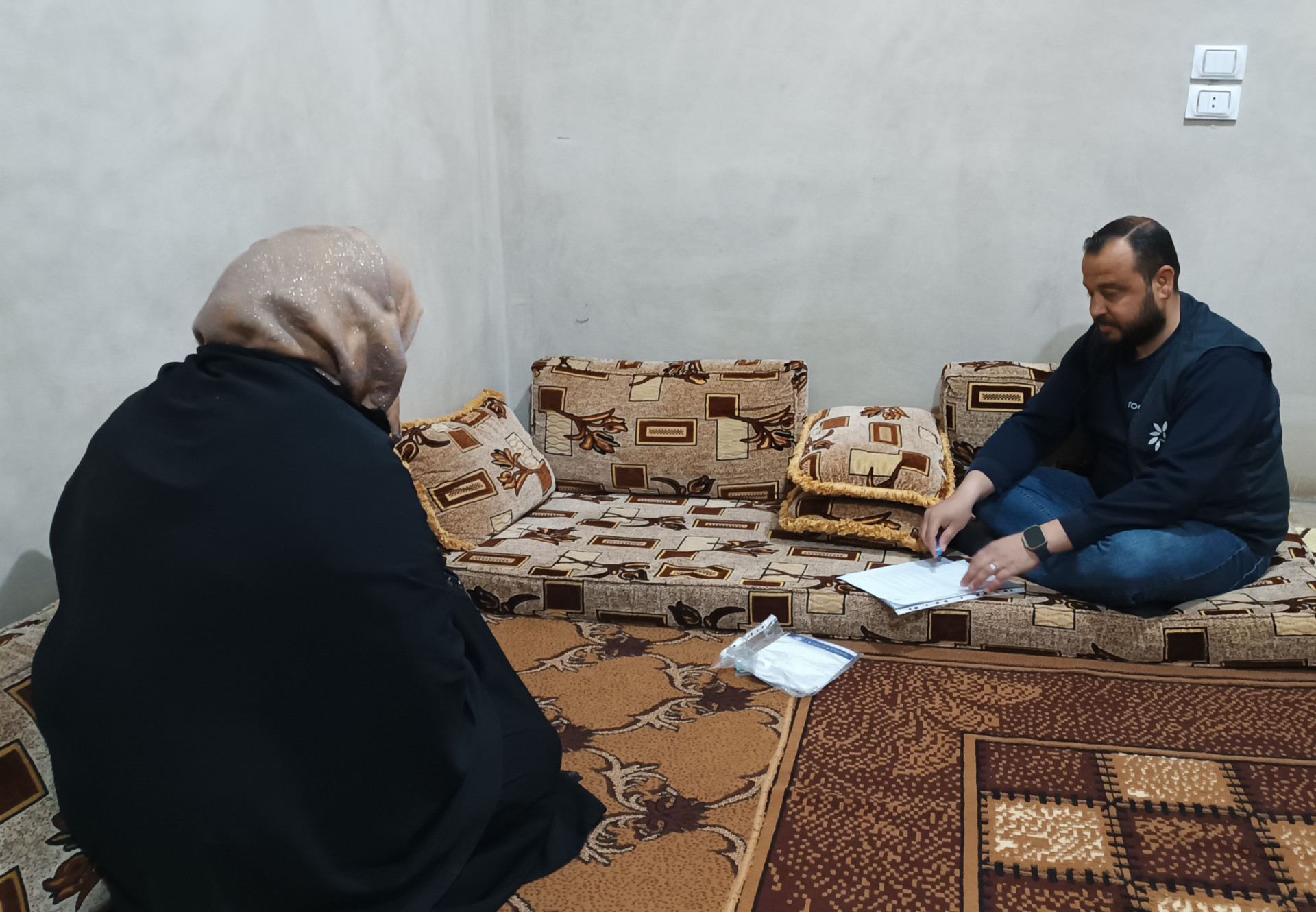 Your donation to Amna can help save her sight and prevent further deterioration!