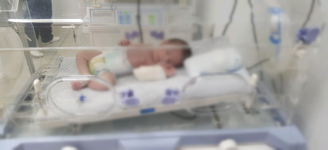 To help Ghaith to grow up !