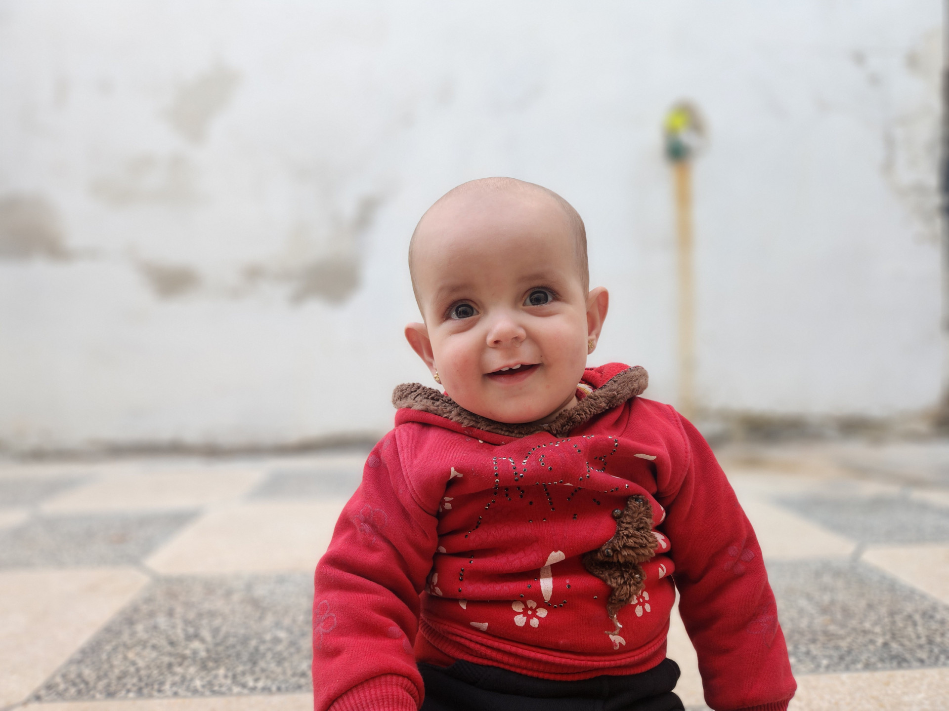 وتين… طفلة تقاتل لتبقى