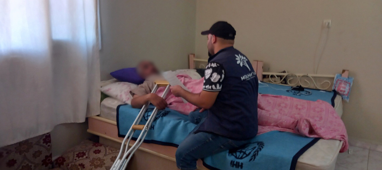 A family is in dire conditions, needs your support