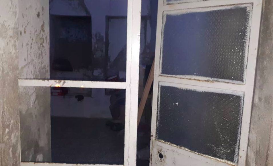 A family needs fixing house and living costs
