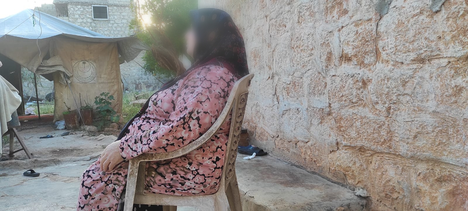 This innocent women needs your help to get her sight back!
