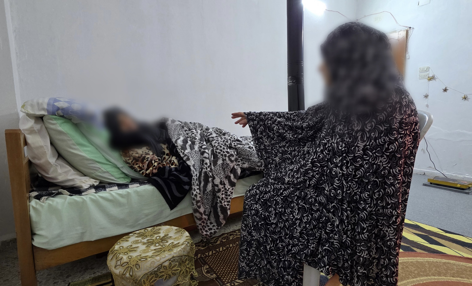 معركة حياة بين الدواء والإيجار