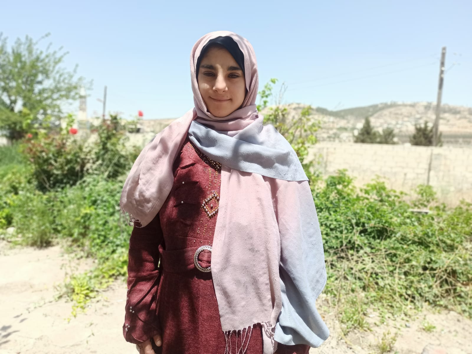 Aya, an orphan girl from Aleppo