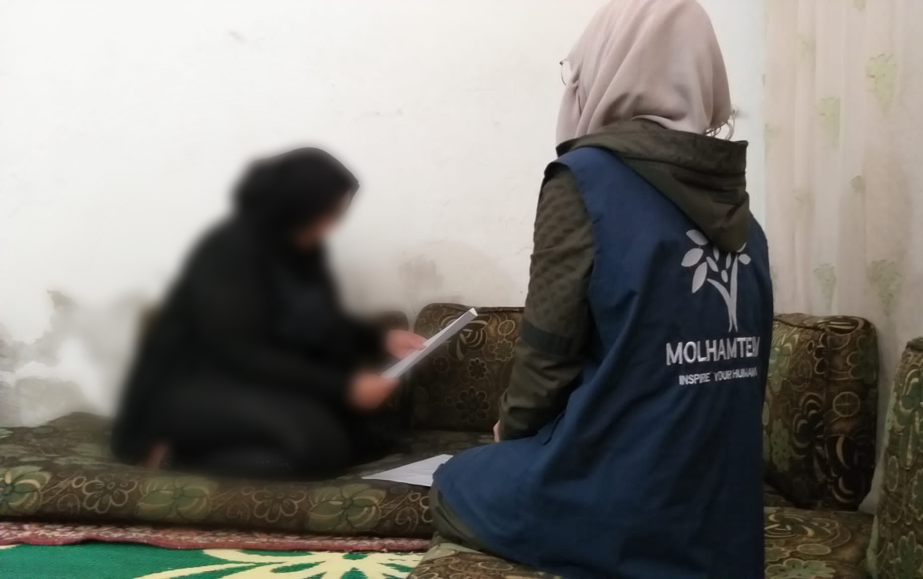 Malak is in need of surgery of kidney stones, but she can't afford it!