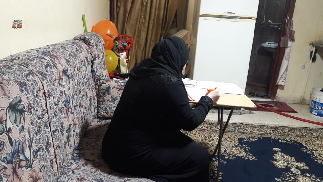 سيدة لا تملك ثمن أدويتها!