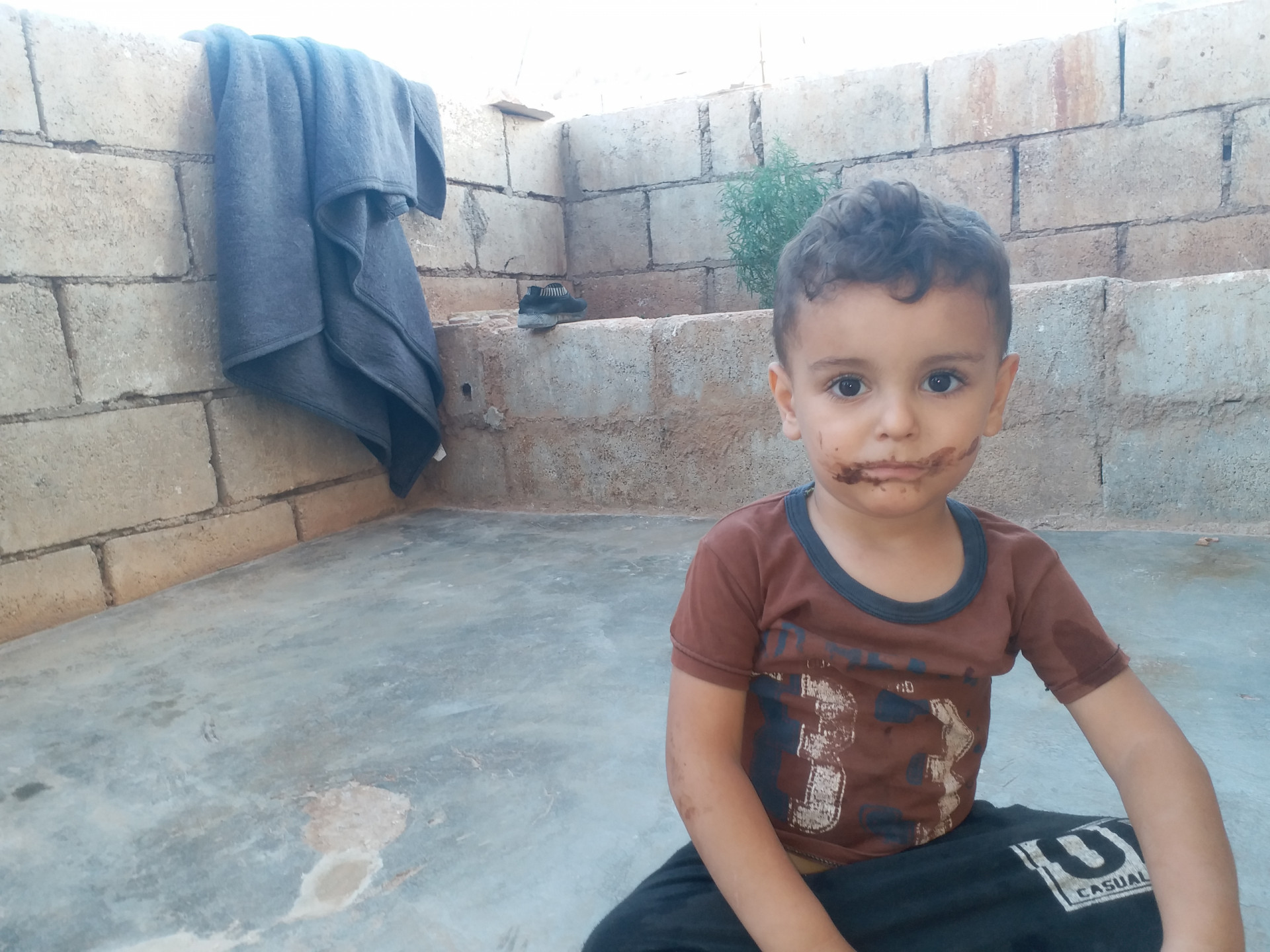 A family in miserable conditions needs help